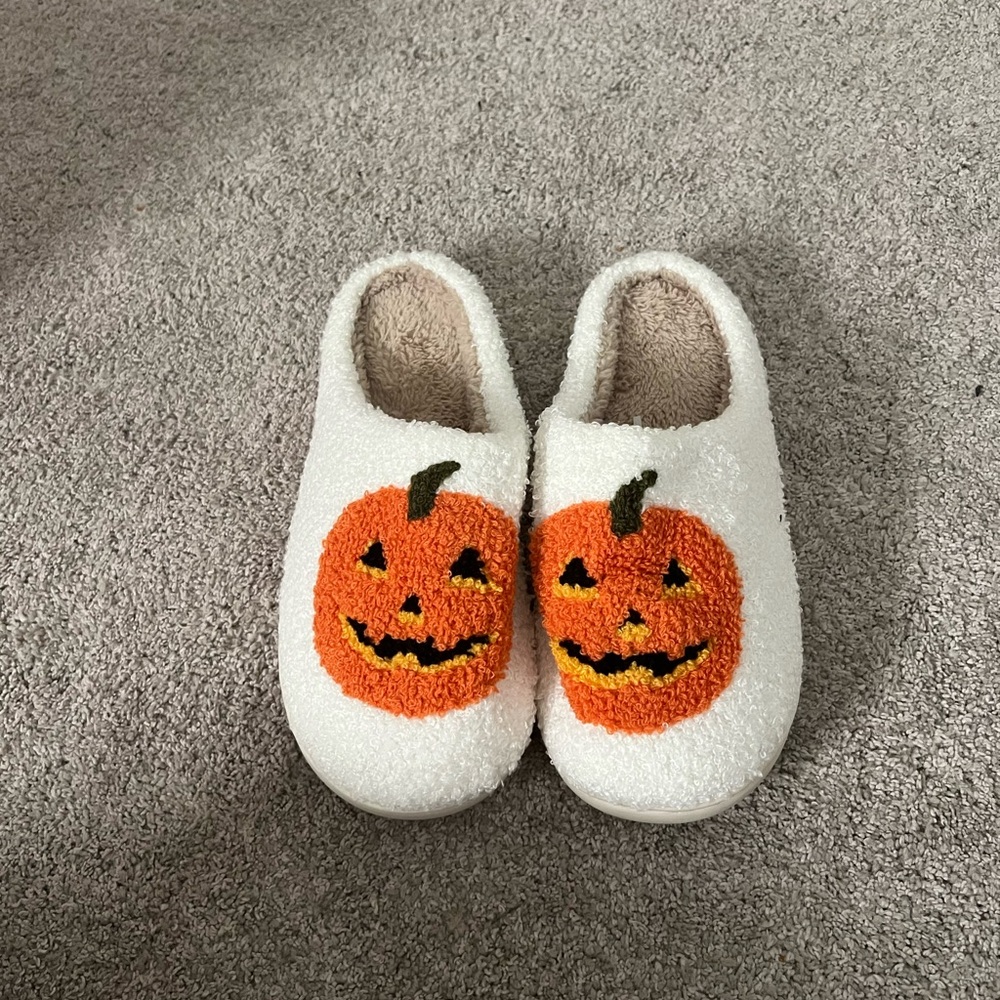 Pumpkin slippers